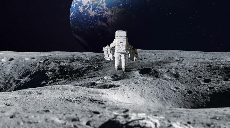 blog-moon-backup-humanity-main-v2 Astronaut walking on the moon